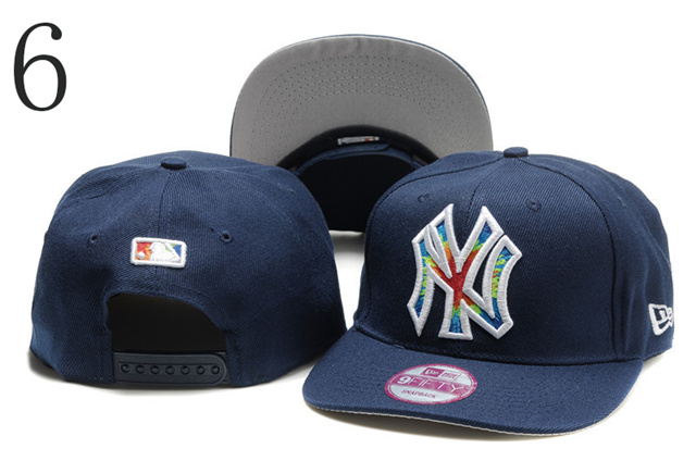  Name:snapback-325
 Size:
 Price:US$