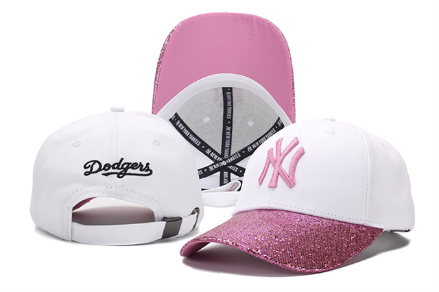  Name:snapback-379
 Size:
 Price:US$