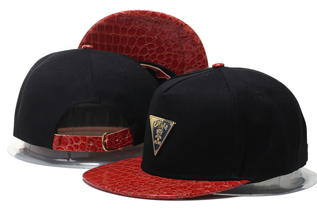  Name:snapback-561
 Size:
 Price:US$