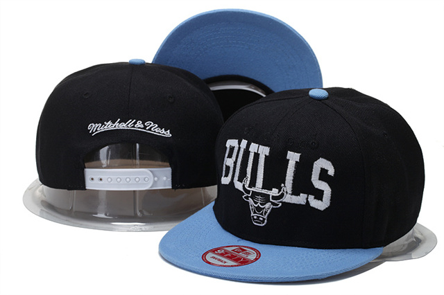  Name:snapback-582
 Size:
 Price:US$