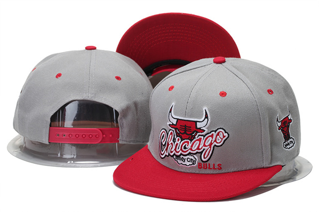  Name:snapback-584
 Size:
 Price:US$