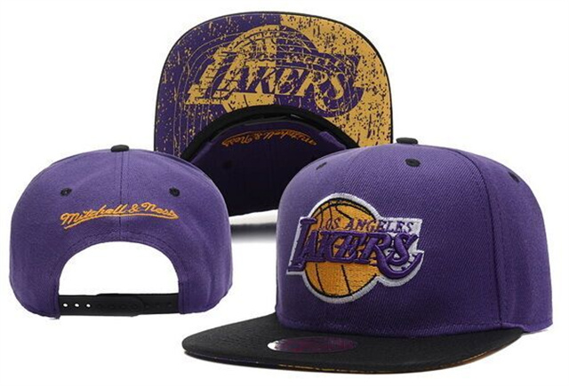  Name:snapback-623
 Size:
 Price:US$