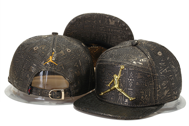  Name:snapback-790
 Size:
 Price:US$