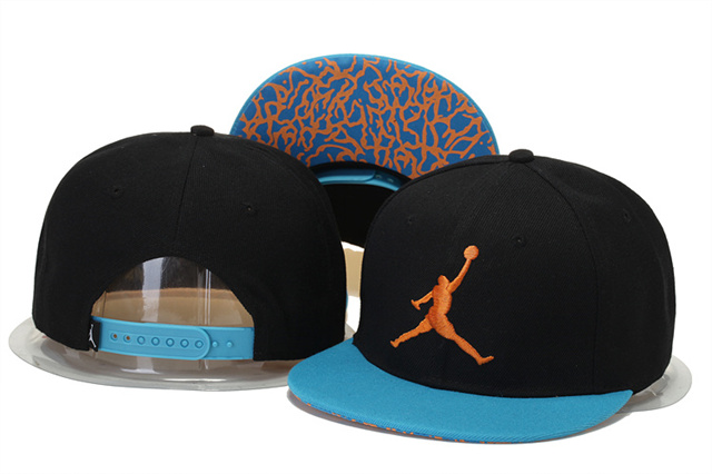  Name:snapback-813
 Size:
 Price:US$