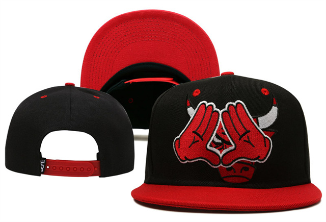  Name:snapback-828
 Size:
 Price:US$