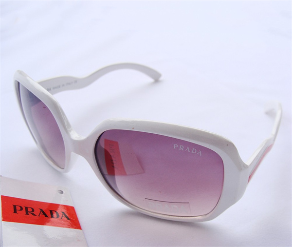  Name:Prada-16 Size: Price:US$